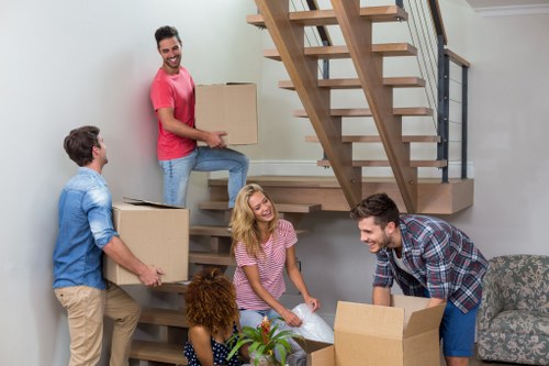 House removalists in Welling helping with home relocation