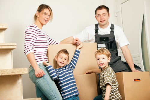 Secure and flexible storage units in Welling for household and business needs